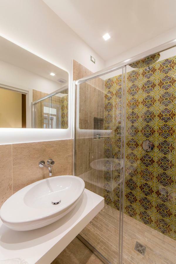 Suites Sorrento Elegance Esterno foto
