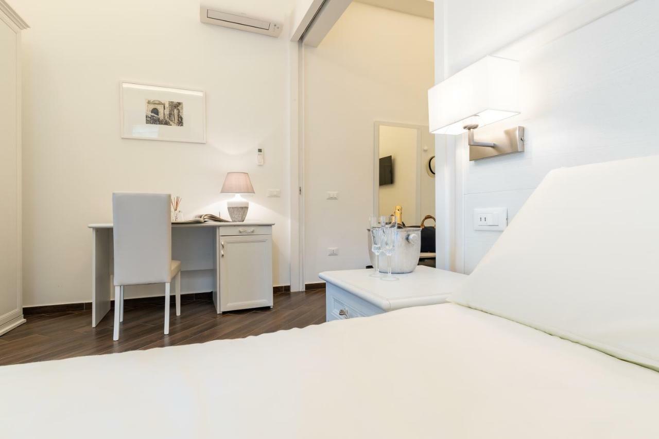 Suites Sorrento Elegance Esterno foto